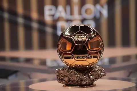 الكشف عن معايير اختيار أفضل لاعب في العالم 2025