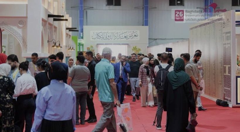 معرض الكتاب: التحدي في جذب الأجيال الشابة التي تأسرها الشاشات