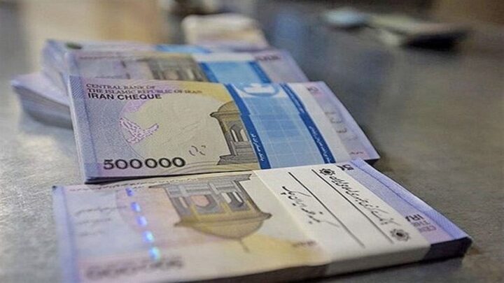 البرلمان الايراني يقر حذف 4 أصفار من العملة الوطنية