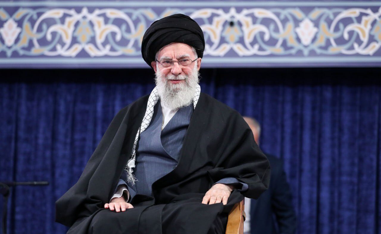 اللجنة المنظمة لمراسيم تشييع الشهيد الخامنئي تصدر بيانها الأول