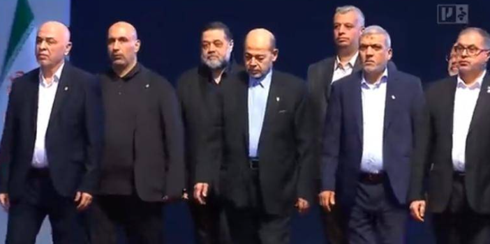 وفدان من حزب الله وحماس حضرا مراسم تشييع المرشد الشهيد خامنئي